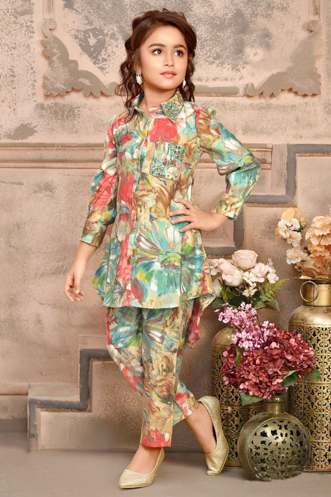 Beautiful trending Dress Winter Friendly Kids Girls Co Ords Sets 1956